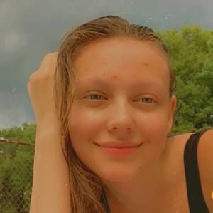 Meet your Posher, Hailey